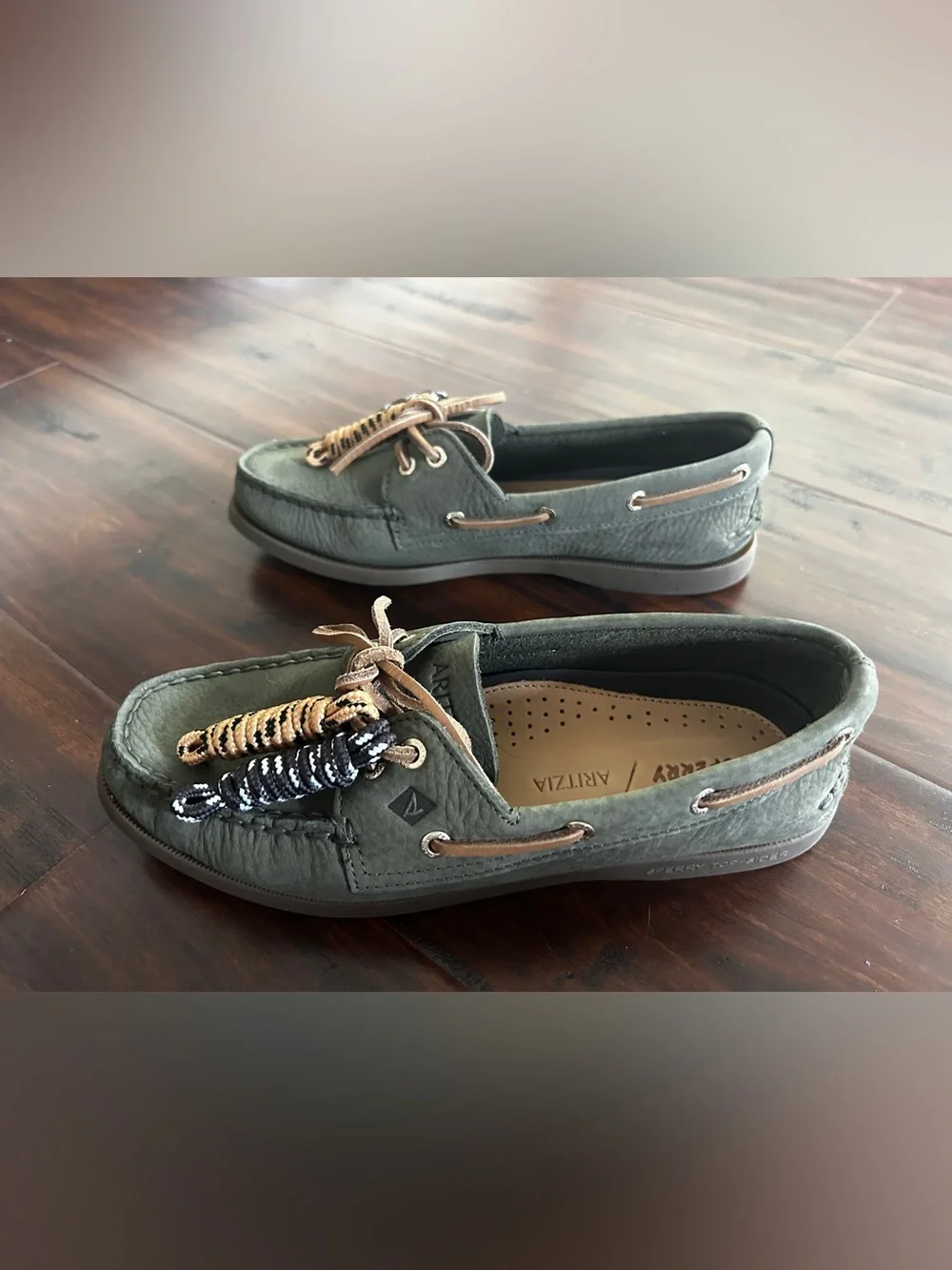 Sperry x Aritzia Authentic Original™ 2-Eye Boat Shoe. Size 7.5